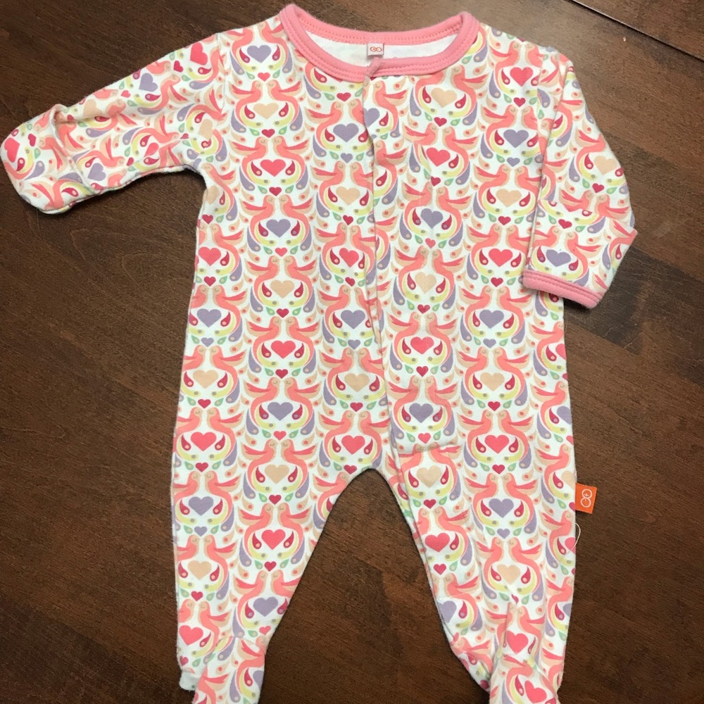 Magnificent baby magnetic close footed pajamas